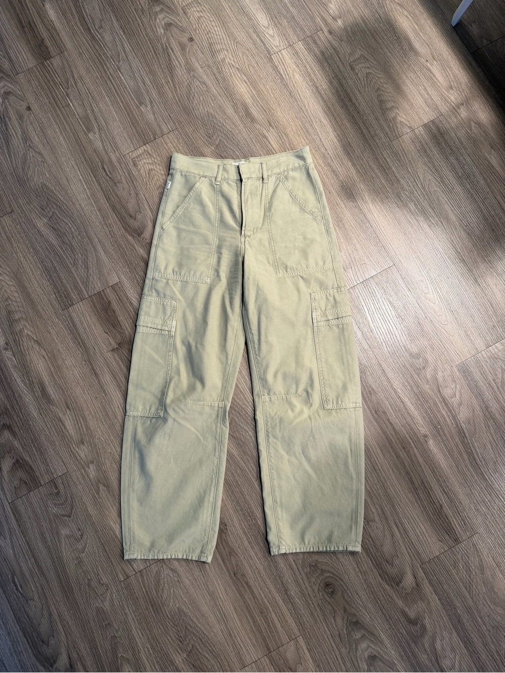 Citizens of humanity marcelle cargo pants nwot size 24